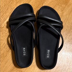 ROAM Women's Black Strappy Sandals